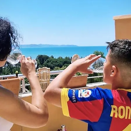 State Sea Residenz דירה *