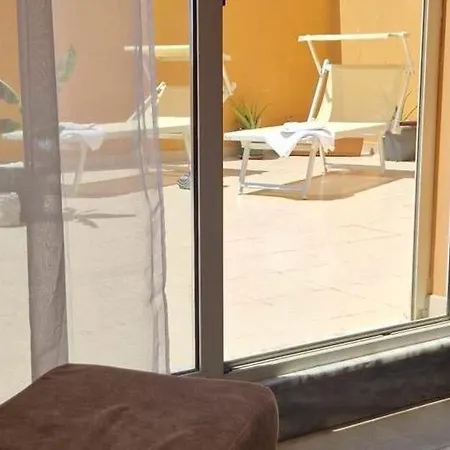Durres Sun & Sea Luxury Apartment Daire *