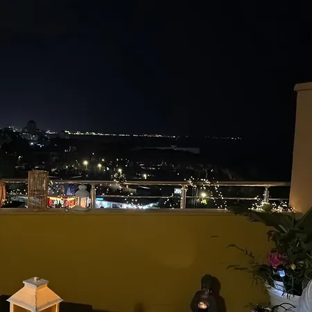 Durres Sun & Sea Luxury Apartment *
